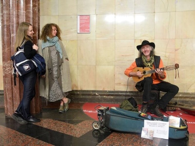 В московском метро снова зазвучала музыка